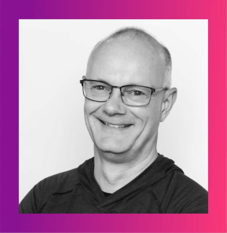 Lars Wiedenhofer headshot with pink border